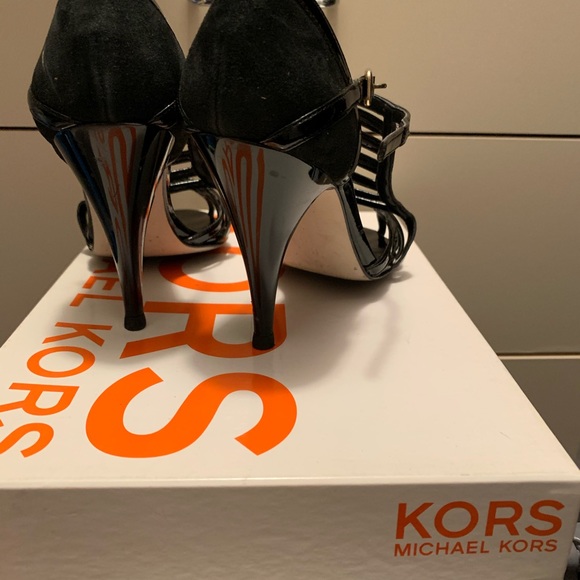 Kors Michael kors black patent leather heel - Picture 3 of 4